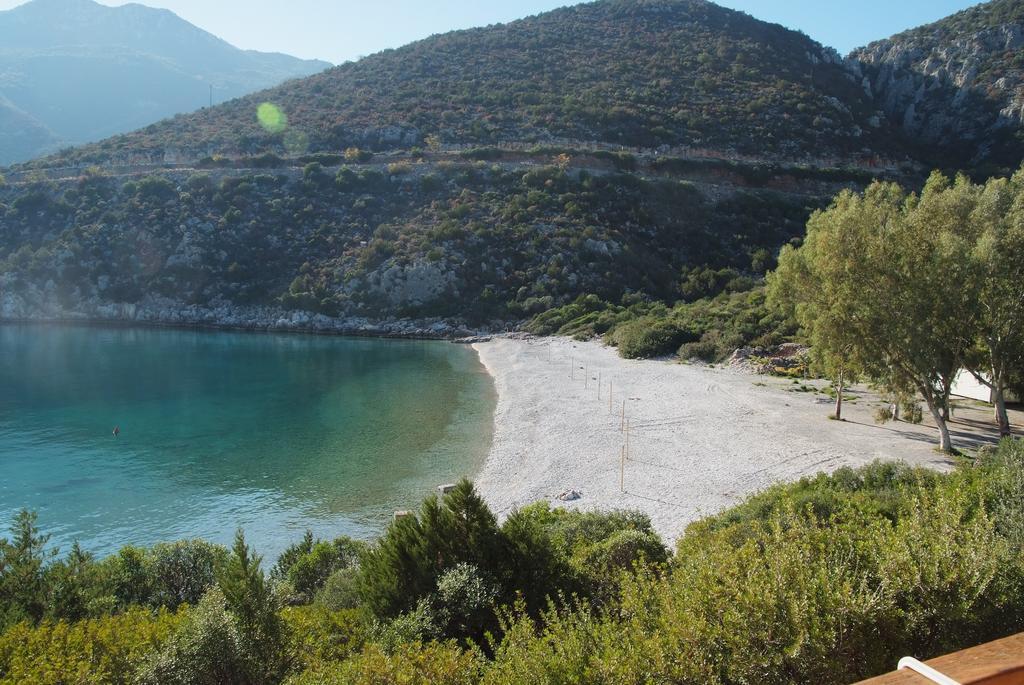 Secret Arcadia Bay - Maisonette Breathtaking Sea & Mountain View-Just On The Beach Agios Andreas  Eksteriør billede